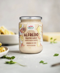 SACLA Alfredo with Roasted Garlic White Pasta Sauce | 14.5 oz